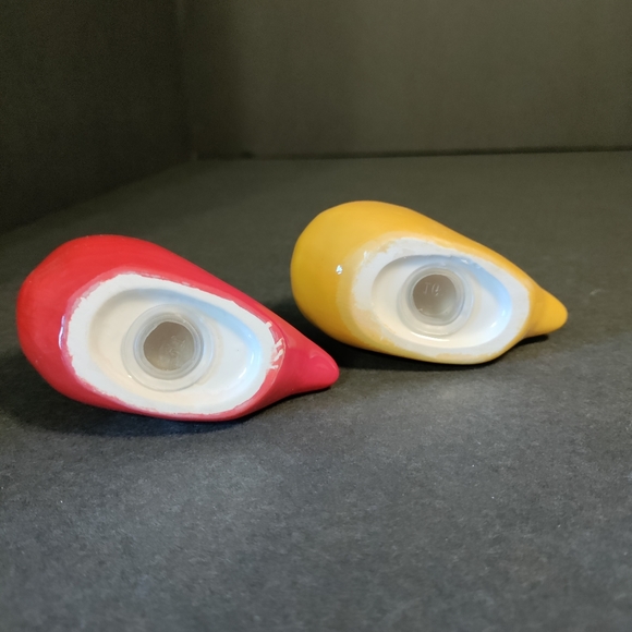 Salt and Pepper Shakers⭐ - Picture 5 of 6